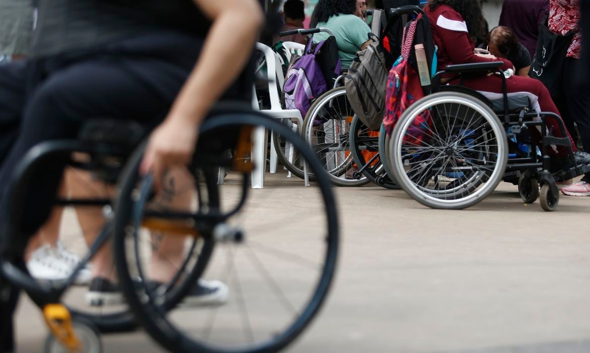 Cargos de liderança são só 1,5% das vagas para pessoas com deficiência