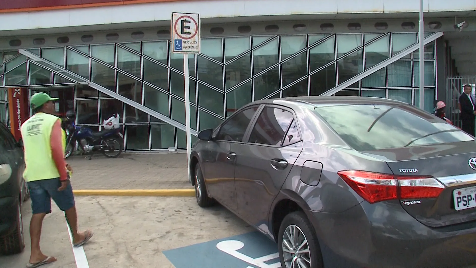 Lei que prevê 25 minutos grátis em estacionamentos de São Luís aguarda decisão do STF