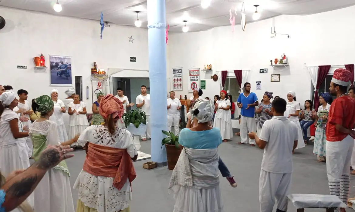 Eleitores de religiões afro se sentem invisíveis em campanha eleitoral