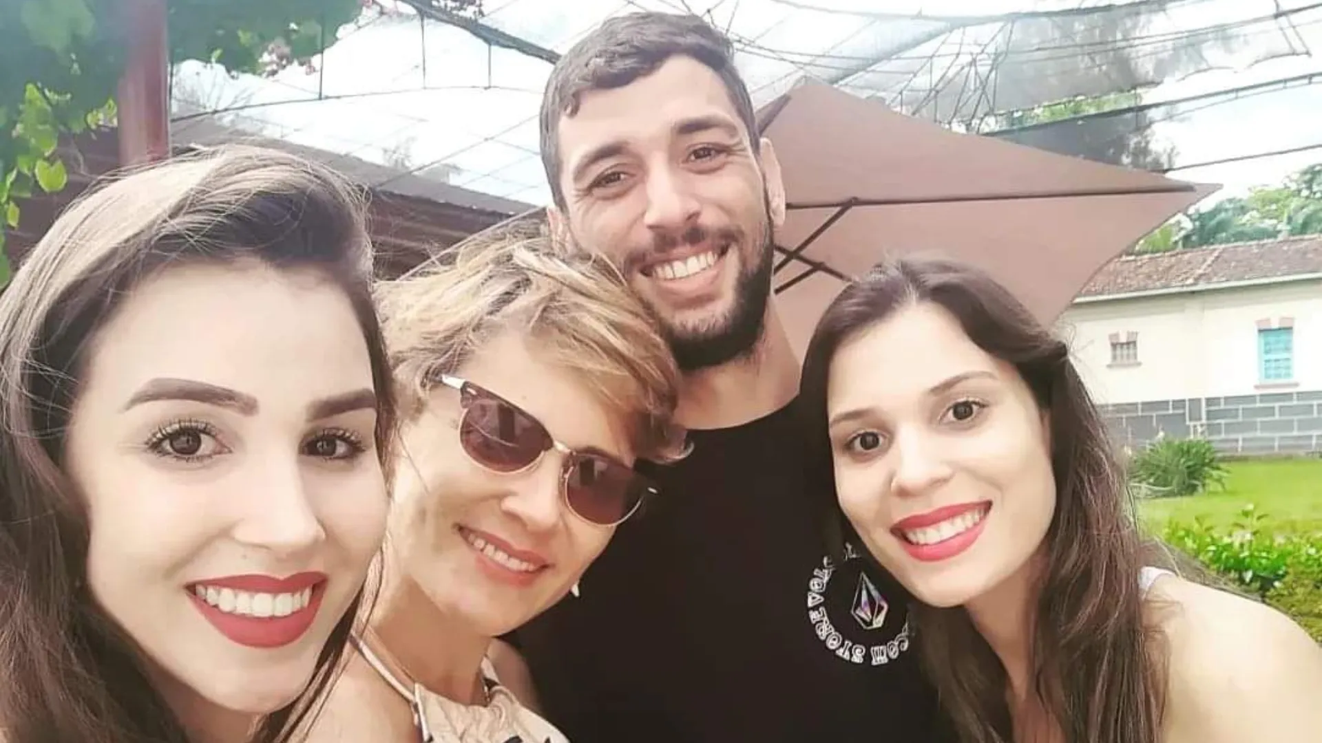 Mãe que busca responsabilizar bets após morte do filho vai a Brasília e cobra fim das apostas: ‘Regulamentar não basta’