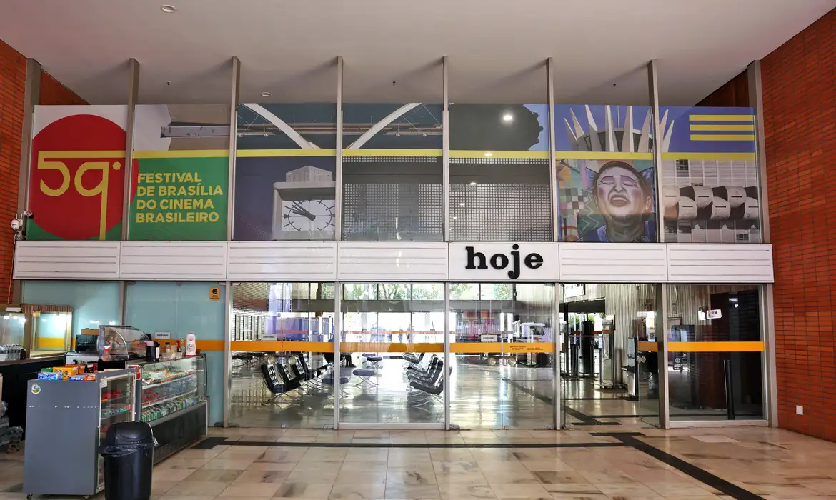 Longa de André Novais vence o Festival de Brasília de Cinema