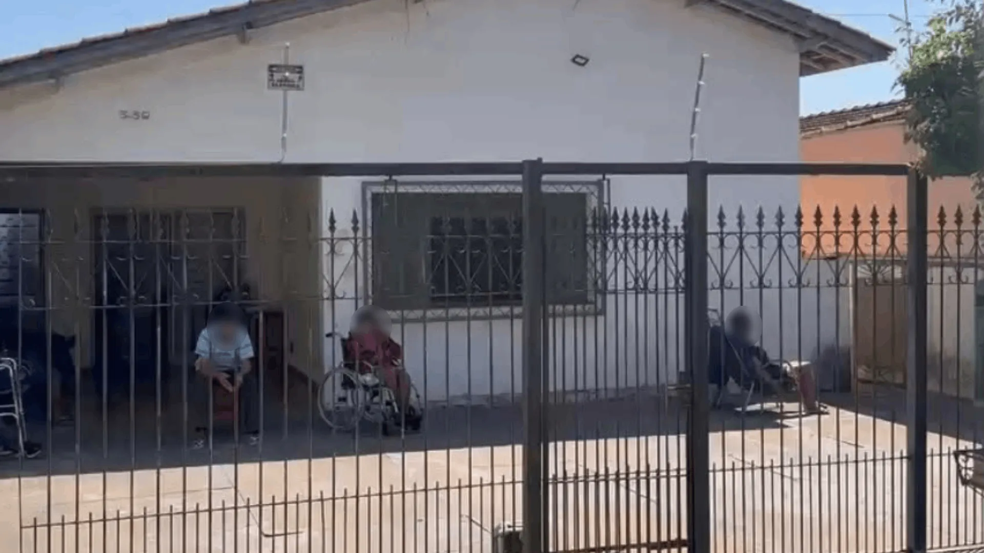 Enfermeira é presa suspeita de maus-tratos contra 17 idosos em clínica geriátrica de Bauru