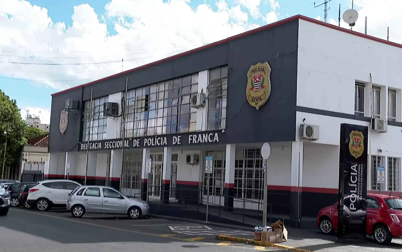 Homem é baleado em assalto ao sair de lanchonete com a esposa em Franca, SP