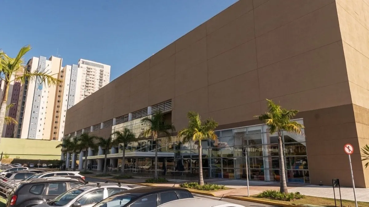 Shoppings do Alto Tietê têm mais de 75 vagas de emprego nesta terça-feira; veja lista