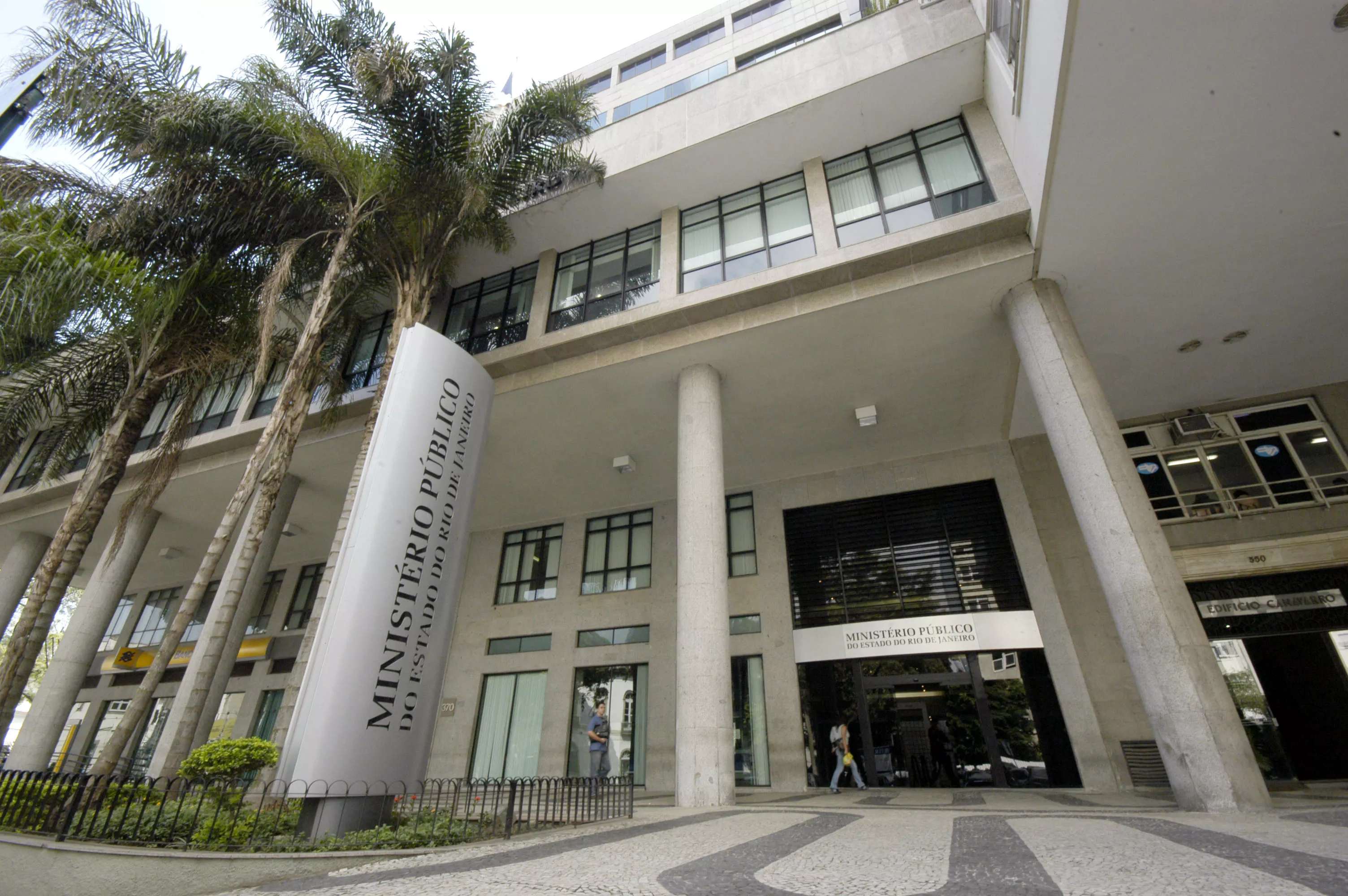 RJ tem 1,8 mil adolescentes e crianças acolhidos, com alta de 10,8%; metade não recebe visitas, aponta MPRJ