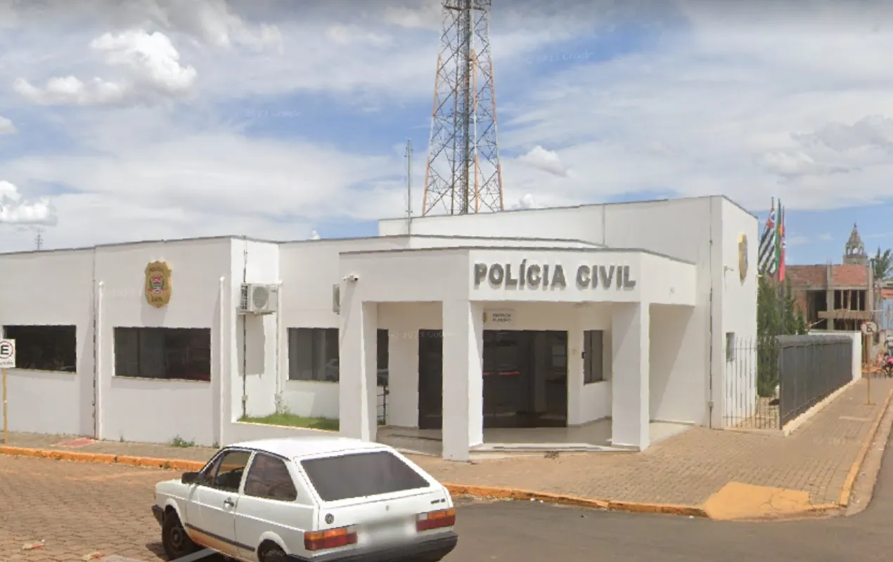Três pessoas morrem após batida frontal entre duas motos em rodovia no interior de SP