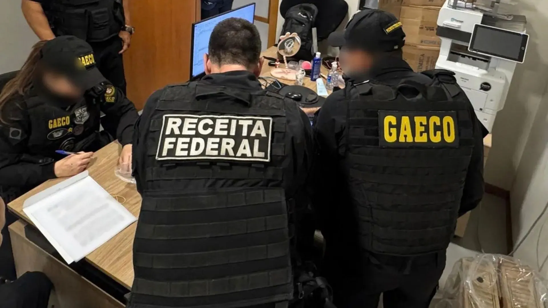Distribuidora de combustíveis do ES é suspeita de lavar dinheiro do crime