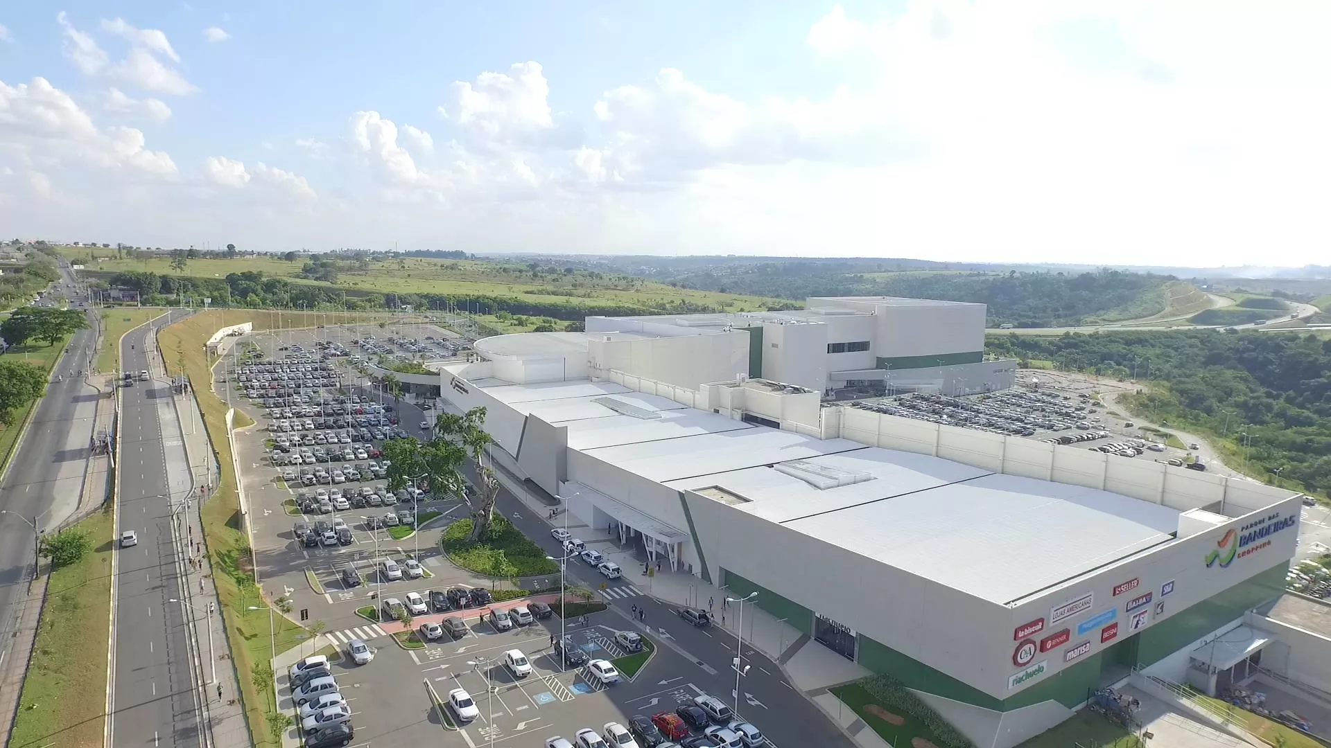 Shopping de Campinas abre inscrições para 450 vagas de trabalho, entre fixas e temporárias