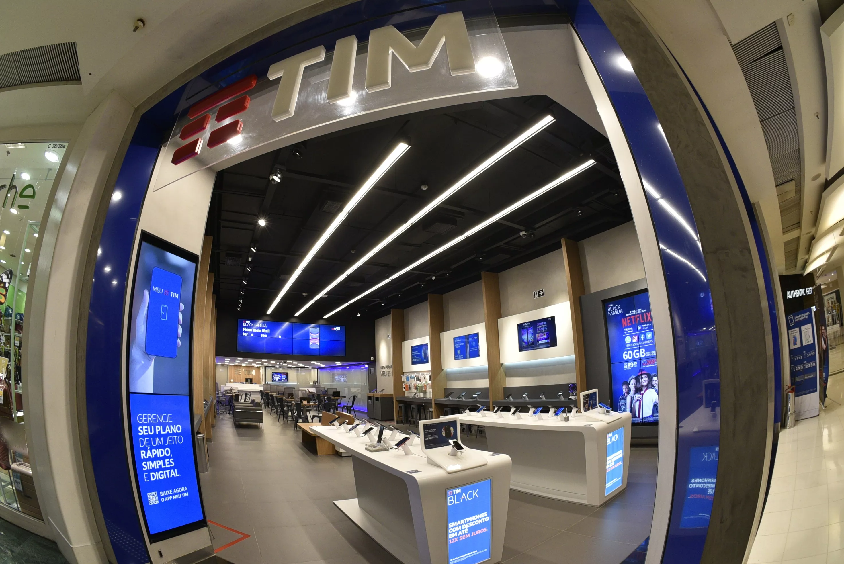 Estatal italiana Poste Italiane passa a controlar indiretamente a TIM Brasil