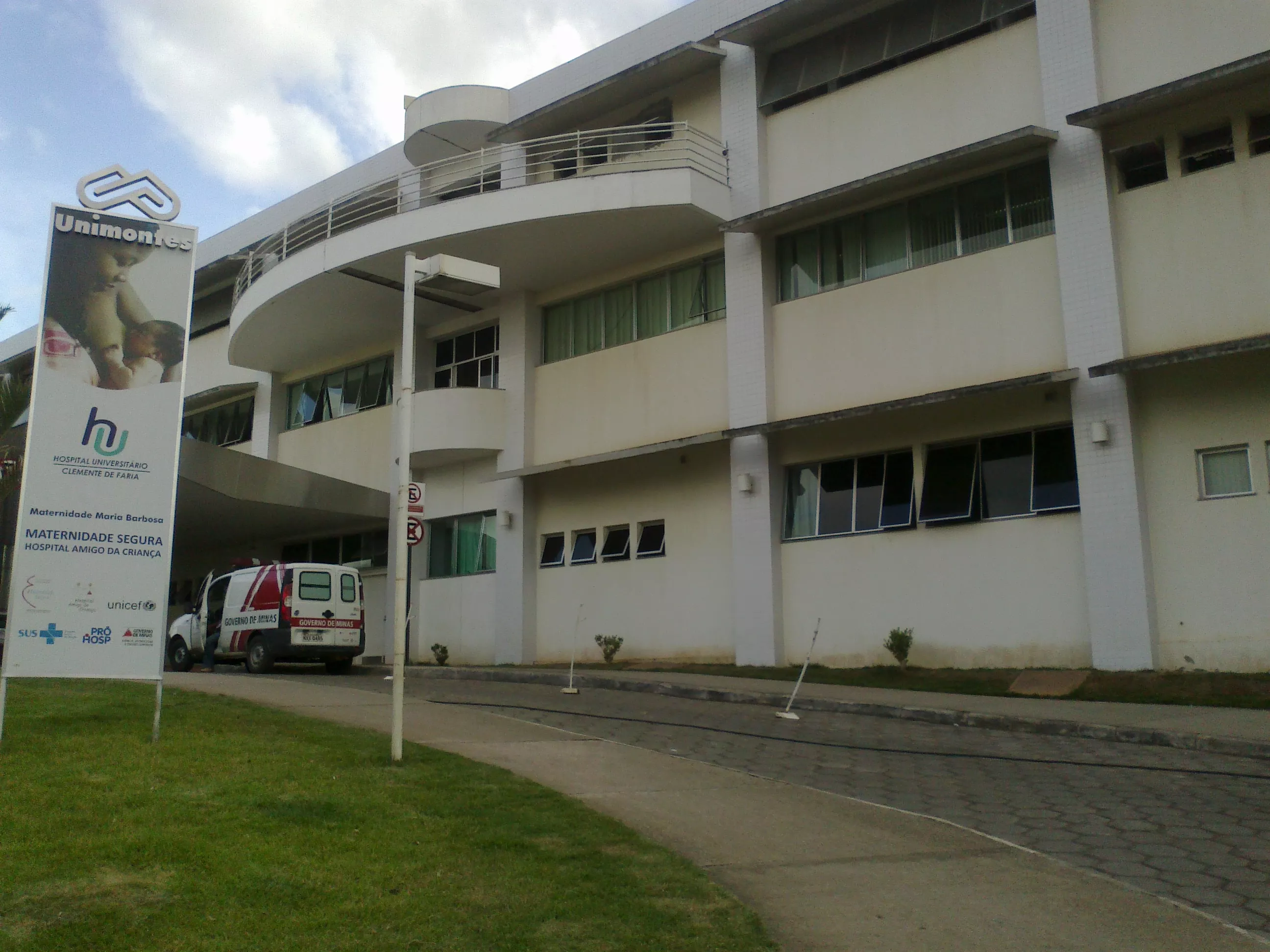 Hospital Universitário abre processo seletivo com mais de 200 vagas temporárias