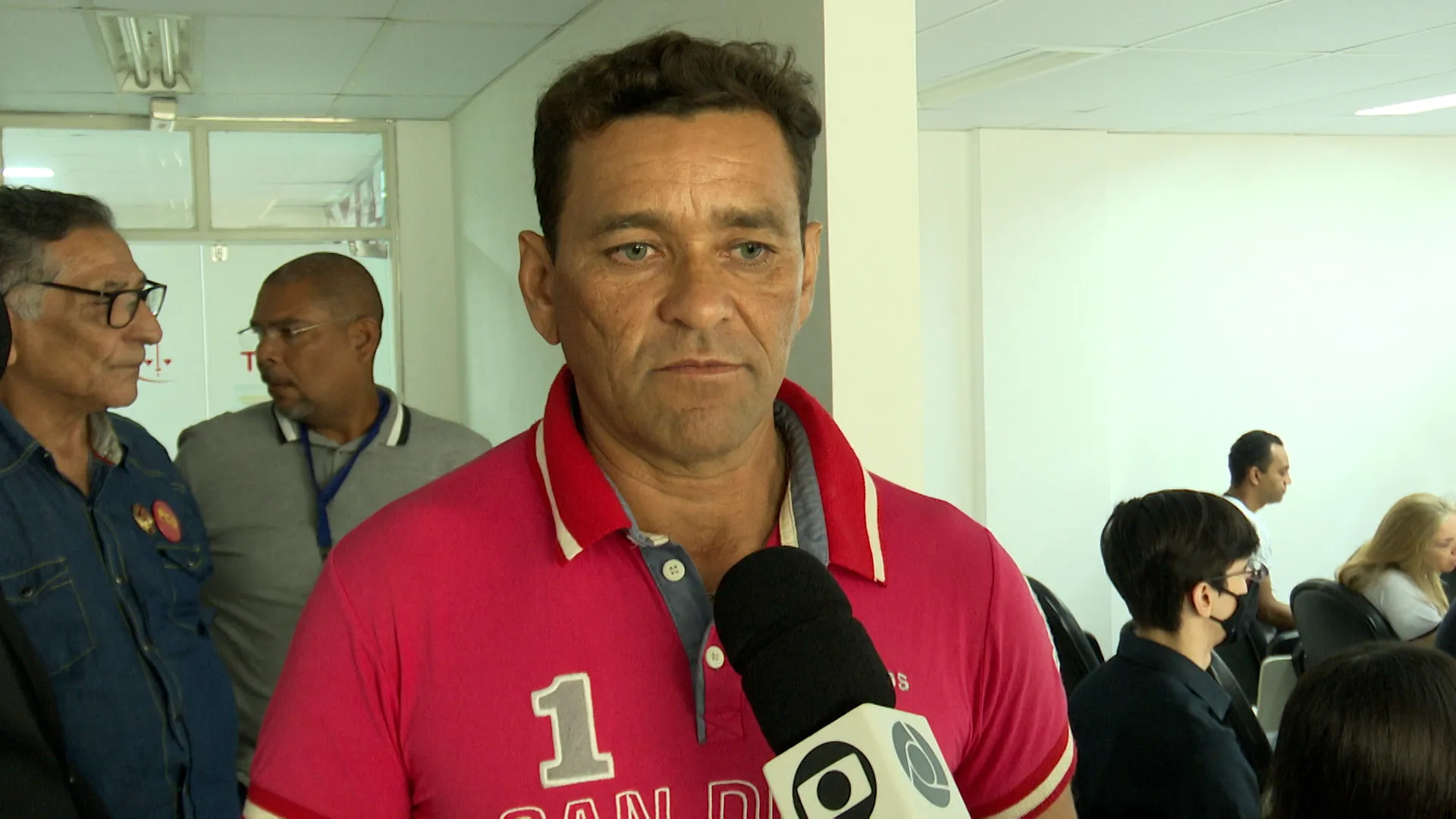Qual é o número de Adriano Trajano (PCO) para o Senado na Paraíba?
