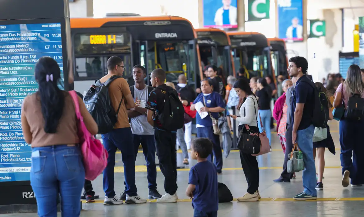 40% das mulheres já renunciaram a empregos por dificuldade de acesso