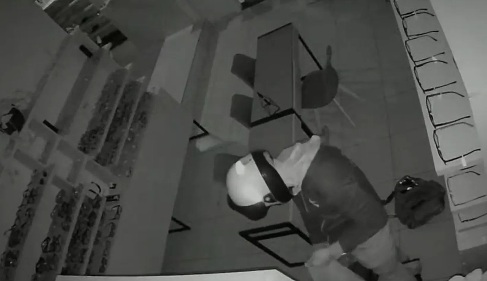 Homem invade ótica durante a madrugada e furta quase 180 relógios no interior do RN