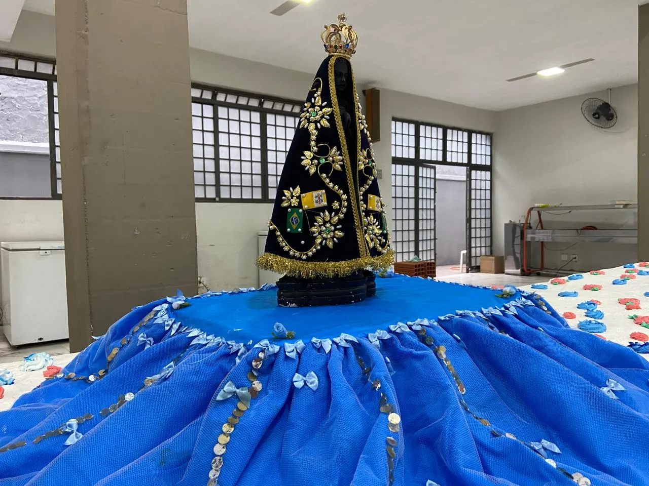 Nossa Senhora Aparecida: igrejas da região de Piracicaba celebram dia da padroeira do Brasil com missas, vigília de 24h, procissões, carreatas e quermesses; confira