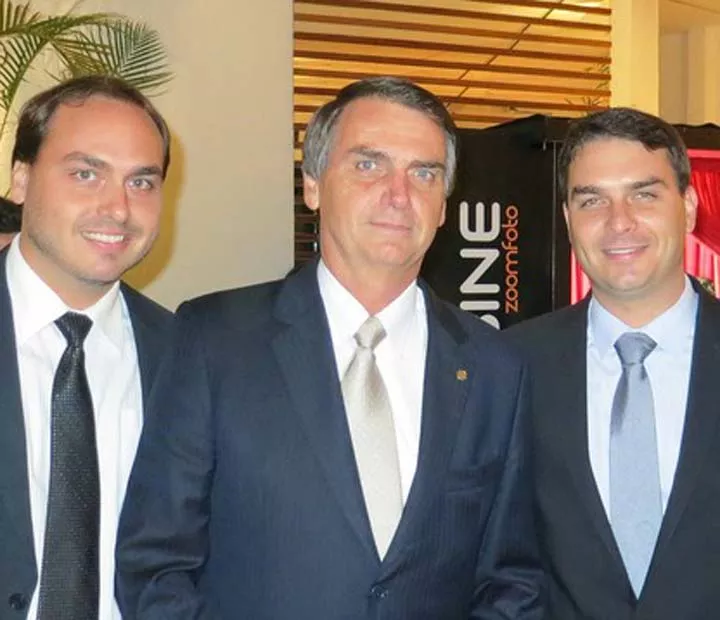 Como a família de Jair Bolsonaro se saiu nas urnas e quem deles foi eleito - Michelle, Flávio, Carlos, Renan e outros
