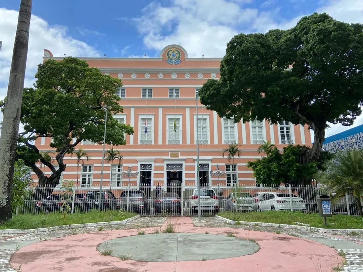 Deputados estaduais eleitos em Alagoas: veja a lista