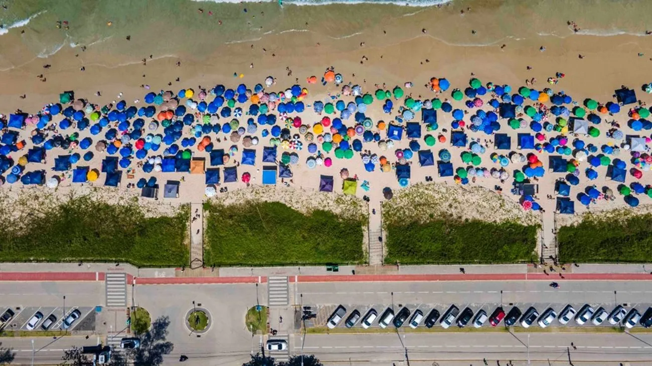 SC mantém liderança nacional no 'Oscar das Praias' com 35 selos Bandeira Azul; veja lista