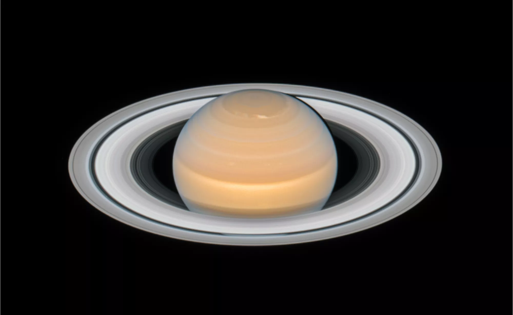 Saturno está mais brilhante e fácil de ver no céu; veja quando e onde observar o planeta dos anéis
