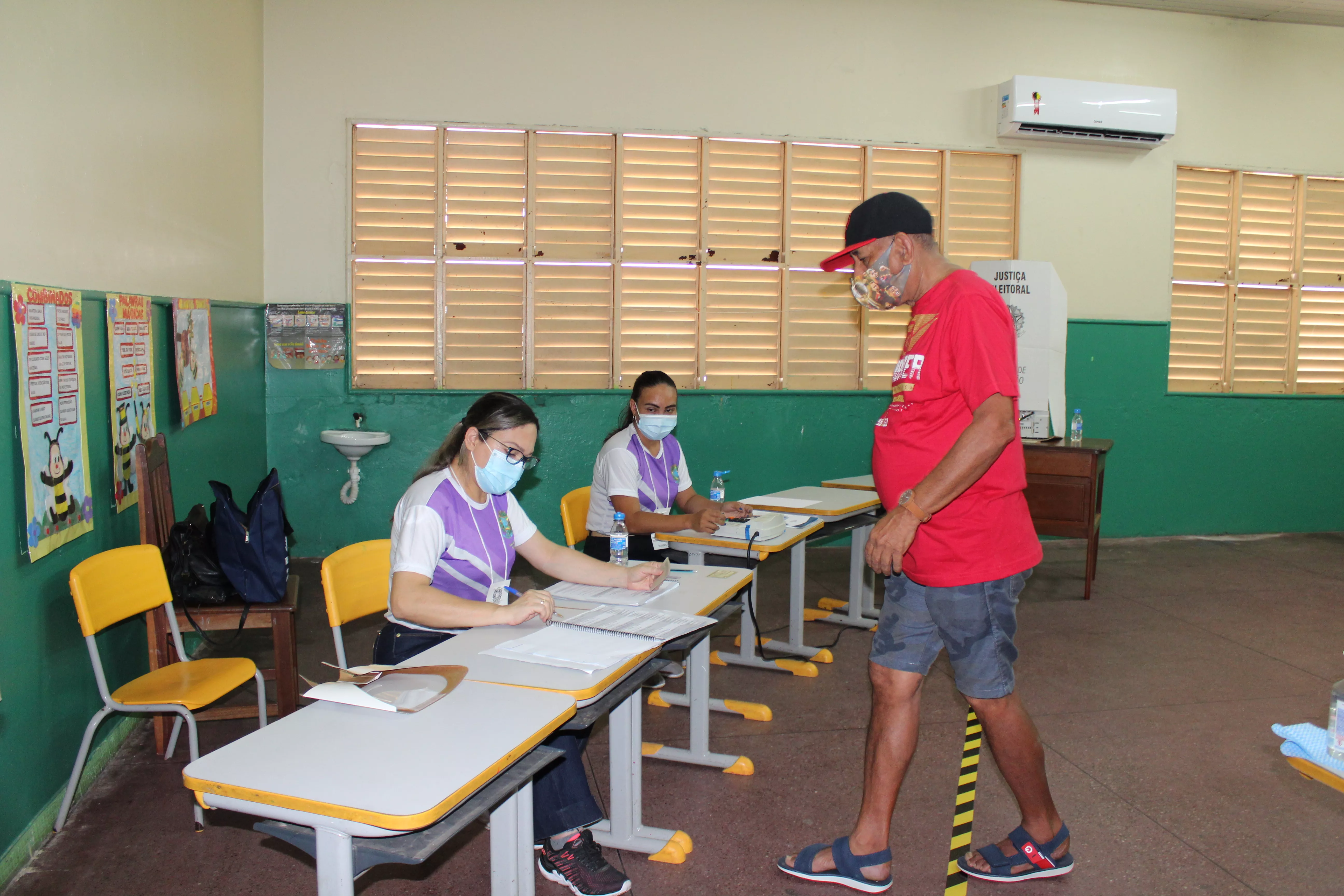 Eleições 2026: Quem é obrigado a votar no Brasil? Entenda lei