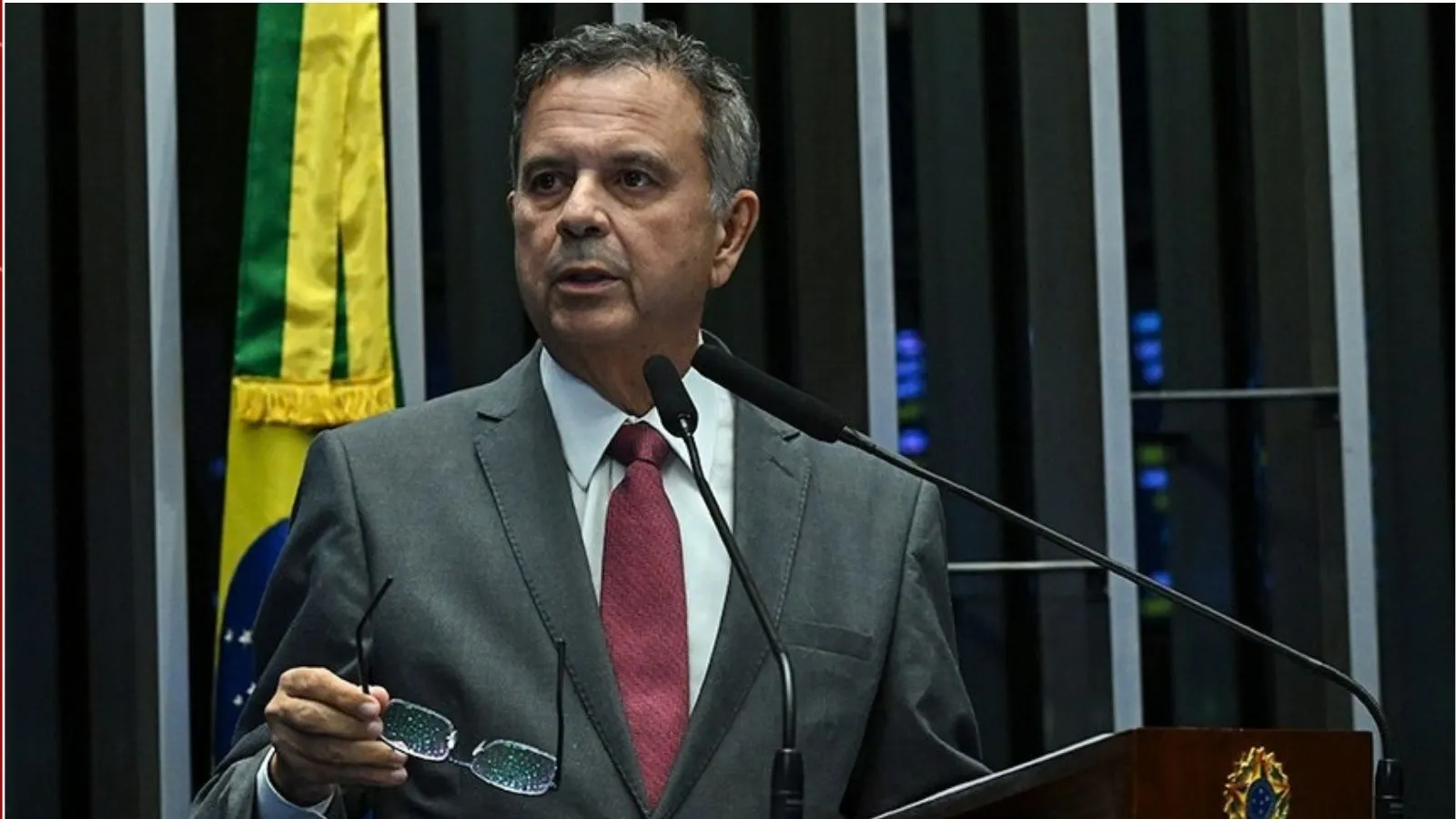 Coordenador de campanha de Flávio, Rogério Marinho tem alta após 
ser internado no DF com 'mal-estar'